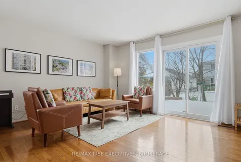 1037 Hickorywood Crescent Kingston ON K7P 2E5