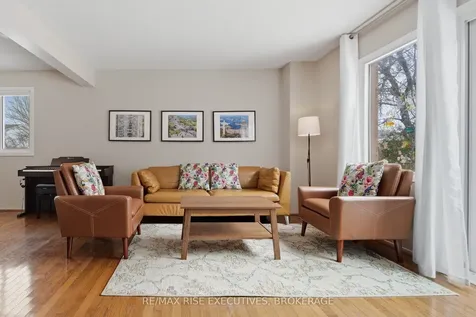 1037 Hickorywood Crescent Kingston ON K7P 2E5