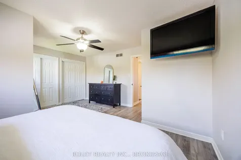 5080 Mantree Court Lincoln ON L3J 0A8