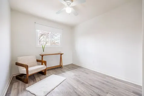 5080 Mantree Court Lincoln ON L3J 0A8