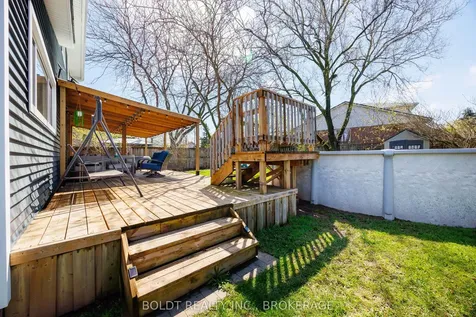 5080 Mantree Court Lincoln ON L3J 0A8