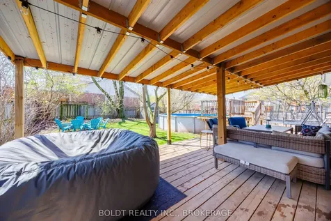 5080 Mantree Court Lincoln ON L3J 0A8