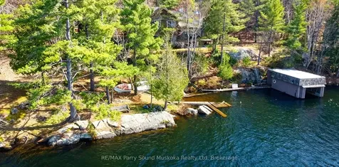 55 Healey Lake Water N/a The Archipelago ON P2A 0B7