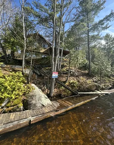 55 Healey Lake Water N/a The Archipelago ON P2A 0B7