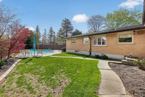 16 Vimy Place Woodstock ON N4S 7H9