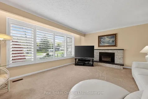 16 Vimy Place Woodstock ON N4S 7H9