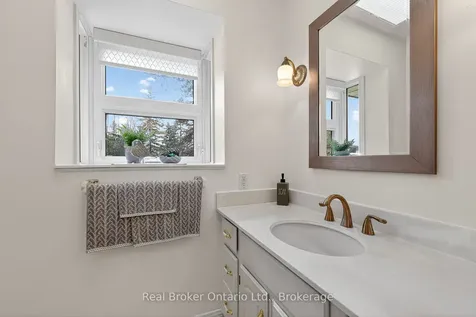 16 Vimy Place Woodstock ON N4S 7H9