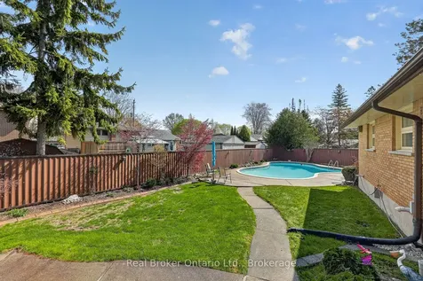 16 Vimy Place Woodstock ON N4S 7H9