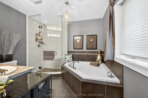 1398 Pelham Street Pelham ON L3E 0T4