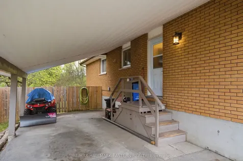 950 Silverdale Road Peterborough ON K9J 7W6