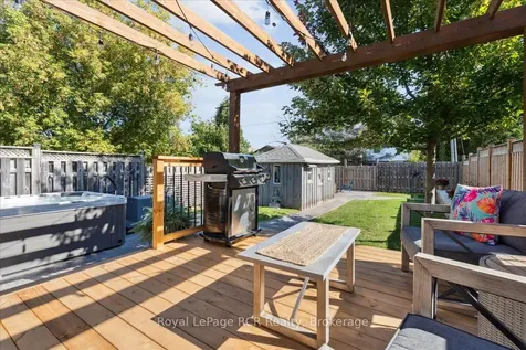 1807 8th Avenue W Owen Sound ON N4K 0A7