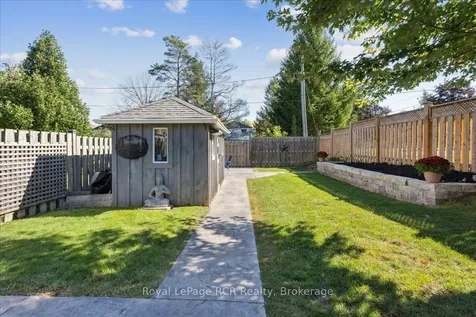 1807 8th Avenue W Owen Sound ON N4K 0A7