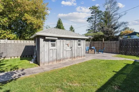 1807 8th Avenue W Owen Sound ON N4K 0A7