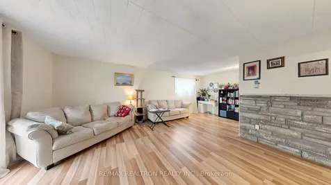75 Hazelglen Drive Kitchener ON N2M 2E2