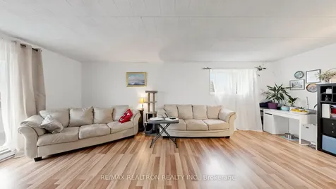 75 Hazelglen Drive Kitchener ON N2M 2E2