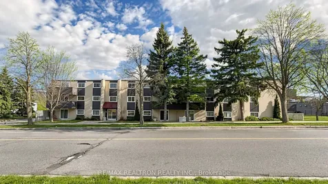 75 Hazelglen Drive Kitchener ON N2M 2E2