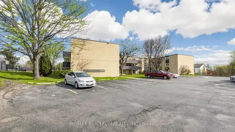 75 Hazelglen Drive Kitchener ON N2M 2E2