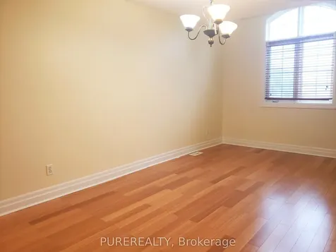 69 Shadyglen Drive Hamilton ON L8J 3W8
