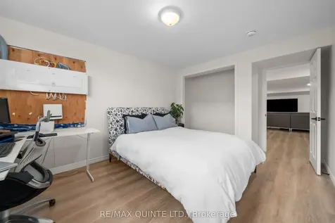 63 Athabaska Drive Belleville ON K8N 0T1