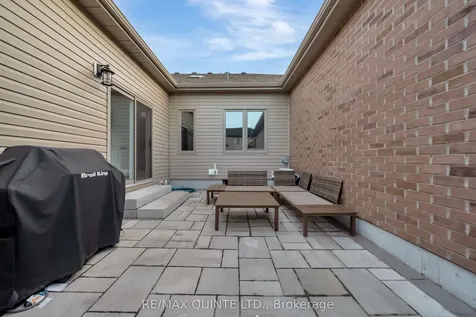 63 Athabaska Drive Belleville ON K8N 0T1