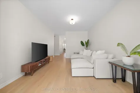 63 Athabaska Drive Belleville ON K8N 0T1