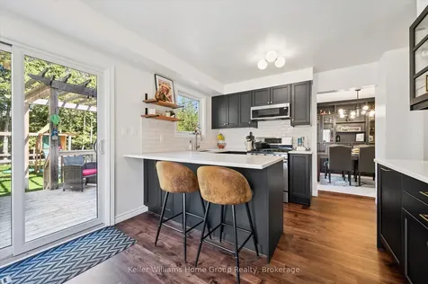 209 Elizabeth Crescent Centre Wellington ON N1M 3N1