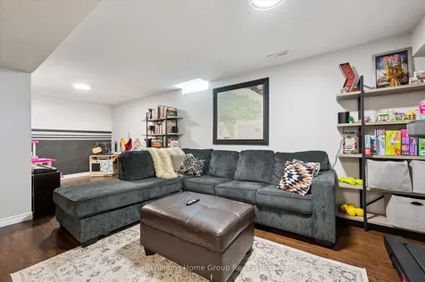 209 Elizabeth Crescent Centre Wellington ON N1M 3N1