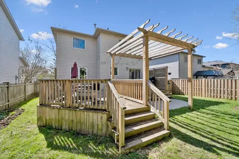 209 Elizabeth Crescent Centre Wellington ON N1M 3N1