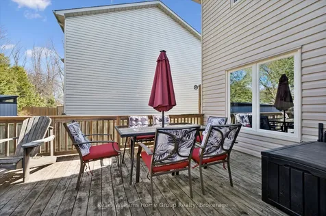 209 Elizabeth Crescent Centre Wellington ON N1M 3N1