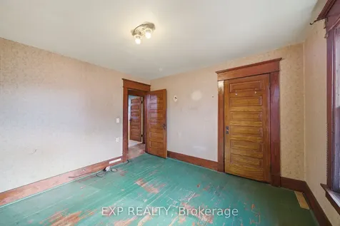 160 Head Street N Norfolk ON N3Y 3X5