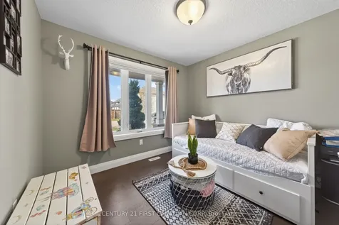 62 Abbott Street Strathroy-caradoc ON N7G 0B7
