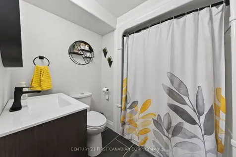 62 Abbott Street Strathroy-caradoc ON N7G 0B7