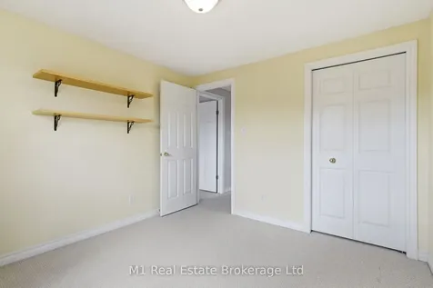 577 Mctavish Street Centre Wellington ON N1M 3V5