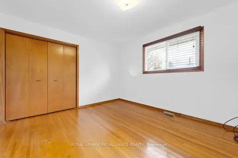 55 Village Drive Belleville ON K8P 4K2
