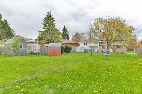 55 Village Drive Belleville ON K8P 4K2