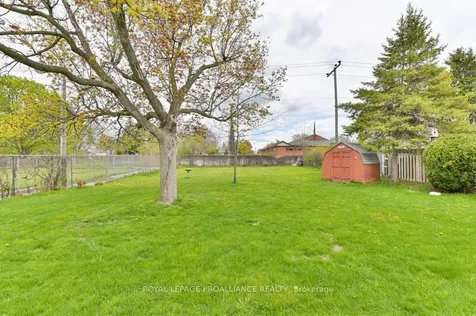 55 Village Drive Belleville ON K8P 4K2