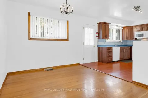 55 Village Drive Belleville ON K8P 4K2