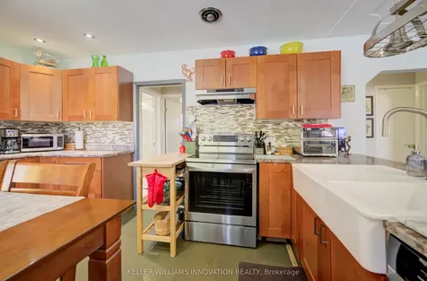 251 Sheldon Avenue N Kitchener ON N2H 3M9