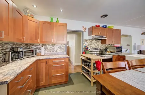 251 Sheldon Avenue N Kitchener ON N2H 3M9