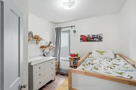 13 Gordon Street Brantford ON N3S 2M7