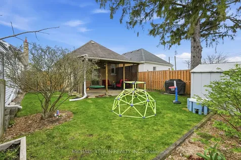 13 Gordon Street Brantford ON N3S 2M7