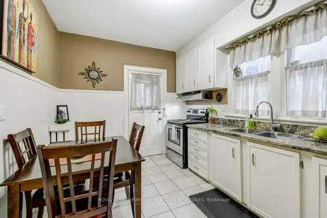 46 Sherman Avenue S Hamilton ON L8M 2P4