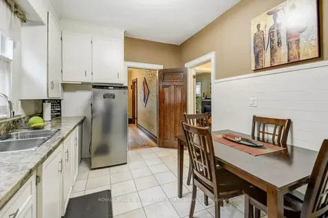 46 Sherman Avenue S Hamilton ON L8M 2P4