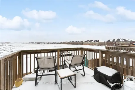 31 Mayland Trail Hamilton ON L8J 0G4