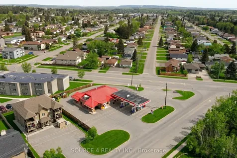 1120 John Street Road Thunder Bay ON P7B 2A3