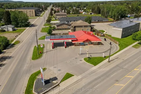 1120 John Street Road Thunder Bay ON P7B 2A3