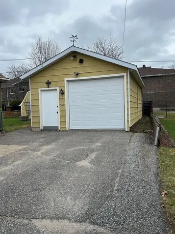 446 Princess Street W North Bay ON P1B 6C6