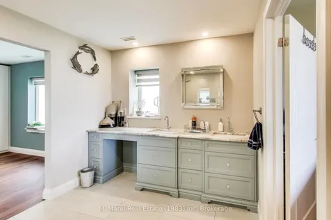 484 Millen Road Hamilton ON L8E 6G4