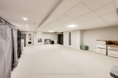 484 Millen Road Hamilton ON L8E 6G4