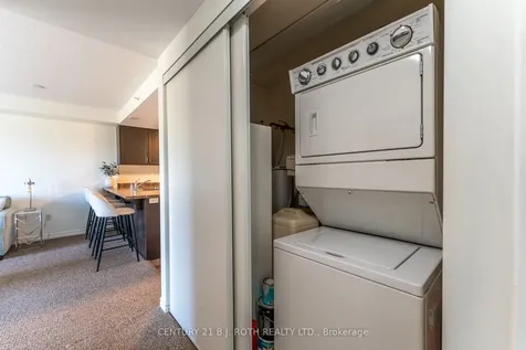 67 Kingsbury Square Guelph ON N1L 0L3